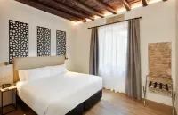 Sercotel Granada Suites Hotels near Alcazaba