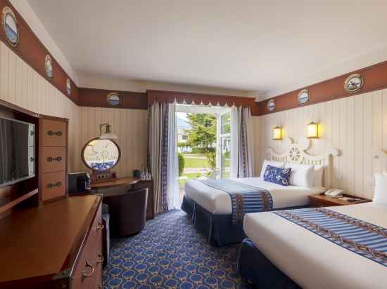 Disney Newport Bay Club Rooms