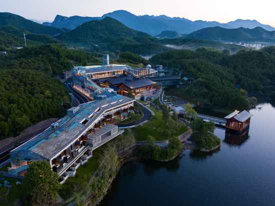 Yanbai Villa Hotel Exterior