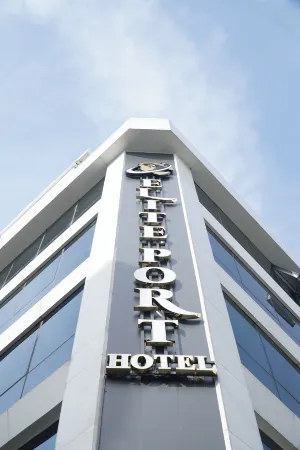 Elite Port Hotel