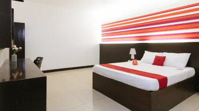 RedDoorz @ El Highway Hotel Bulacan Hotels near Bulacan State University