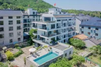 Lingyan Shanju Xingxuan Light Luxury Meisu (Xiangshan Film and Television City) Hotels near Fawangchan Temple