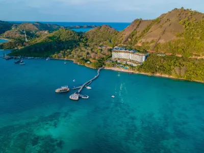 AYANA Komodo Waecicu Beach Hotel dekat Kawasan Marina Waterfront Labuan Bajo