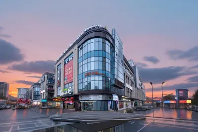 CALM SKY  HOTEL Hotels near Bajiao Temple