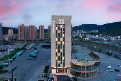 HomeInnSelect1Shaanxi Shaolou Bus Terminal Store Hotel in zona Shangluo Yunsi Passenger Transport Terminal