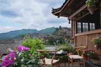 Butterfly Hotel · Huaweimian Hotels in Leishan