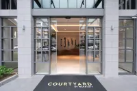 Courtyard Bangkok Sukhumvit 20 Hotels near The Bottles