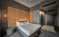 Zleep Hotel Madrid Airport Отели рядом со станцией Железнодорожная станция Аточа Мадрида