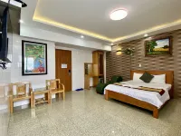 Hoang Quan Hotel - Go Vap Hotels near Chùa Từ Giác