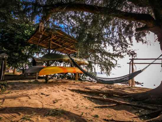 Dumba Bay Tioman Hotel Exterior