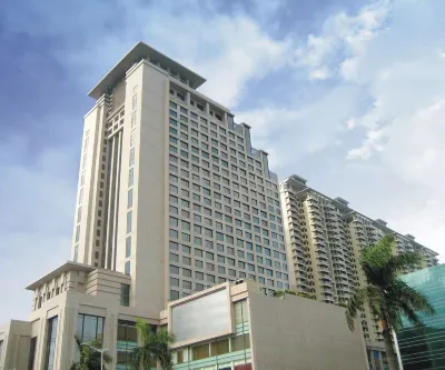 Zhongshan Junchuang Century Hotel (Lihe Plaza) Hotels near Nantou Railway Station