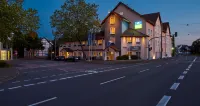 Sure Hotel by Best Western Hilden-Duesseldorf Hotels near Stadtgalerie