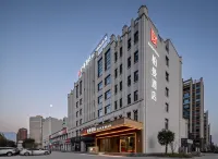 Berman Hotel (Anyang Linzhou Taihang Road Branch) Hoteles cerca de Sansheng Hall