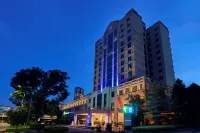 Holiday Inn Express & Suites Singapore Novena, an IHG Hotel Hotels near CHIJMES