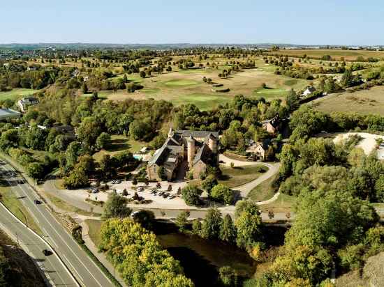 Château de Fontanges Hotel Exterior