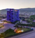 Aloft Bursa Hotel Отели рядом с достопримечательностью «Akinci Turk Ihsan Dikmen Ilkogretim Okulu»