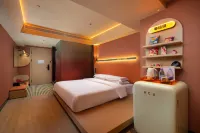 Super Times Design Hotel 반코리 주변 호텔