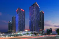 Zhanjiang Jinshawan Wanda Alayun Hotel Hotels near World Trade Center