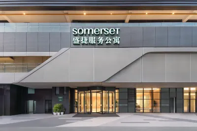 Somerset Fengdong Xi’an Hotels in Xianyang