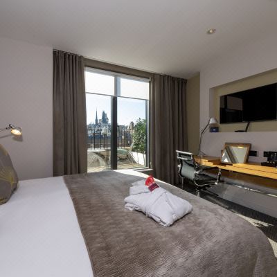 City King Room With Balcony Apex Temple Court Hotel London Promo Code