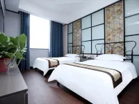 Yongsheng Fashion Hotel Hoteles cerca de Linzhou Qingling College of Arts