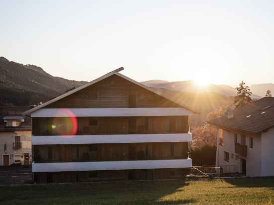 La Paula Apartments & Suites Hotel Exterior