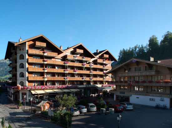 Bernerhof Swiss Quality Hotel Gstaad Hotel Exterior