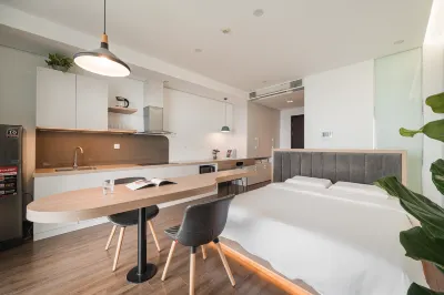 Vinhome Tran Duy Hung- Dcapitale Homestay- Mira Housing