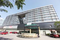 Iris Orchard All Suites Hotel (Tangshan Convention Center) Hotels near Tangshan Nan Hu Kailuan Scenic Area