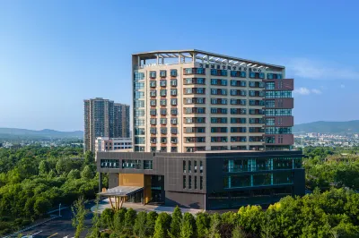 HANDAHOTEL Hotel berhampiran Henan University of Urban Construction Department of Law