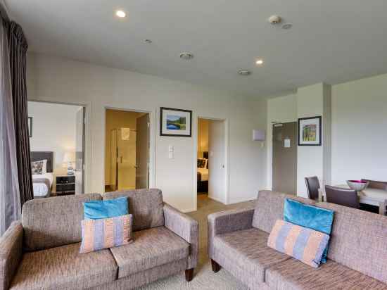 Ramada Suites by Wyndham Queenstown Remarkables Park Rooms