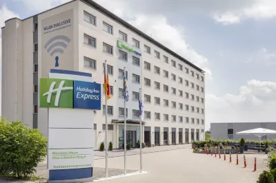 Holiday Inn Express Munich - Messe Hotels near Skatepark Feldkirchen