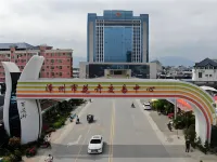 Lux Cabins Hotel (Zhangzhou Baihuacun) Hotel berhampiran Changyun Group South Passenger Transport Terminal