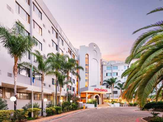 Mövenpick Hotel Windhoek Hotel Exterior