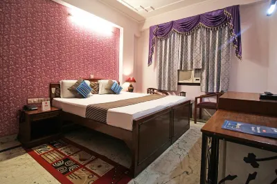 Hotel Indraprastha Hotels near Creativity