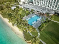 Crowne Plaza Resort Guam Отели рядом с достопримечательностью «Captain Dan's Marine Center»