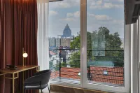 The Scott Hotel Brussels Отели рядом с достопримечательностью «Парк Мёдон»