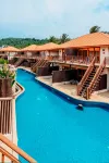 Blue Bay Resort - Access to Pool and Beach-Phuket & Krabi