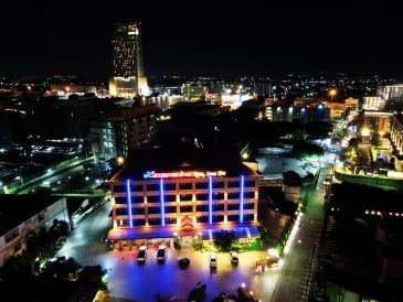 Rayong Lanna Hotel