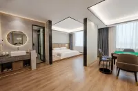 Peninsula Hotel Hotels in Fengxin