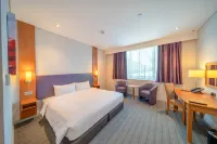 Premier Inn Abu Dhabi Airport (Business Park) 아부다비 호텔