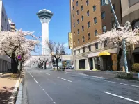 BRS函館五稜郭塔前飯店 富岡中央公園（タコ公園）附近的飯店