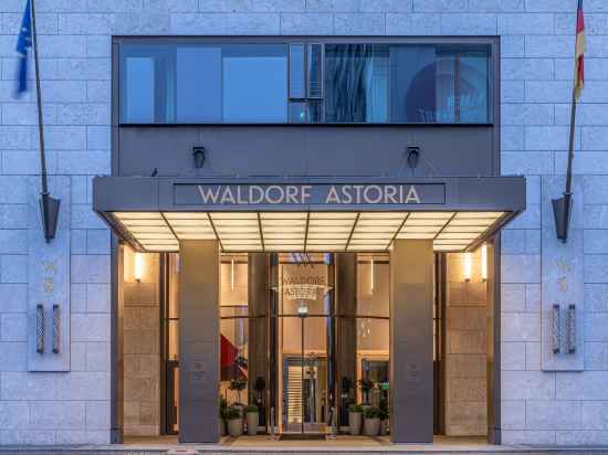 Waldorf Astoria Berlin Hotel Exterior