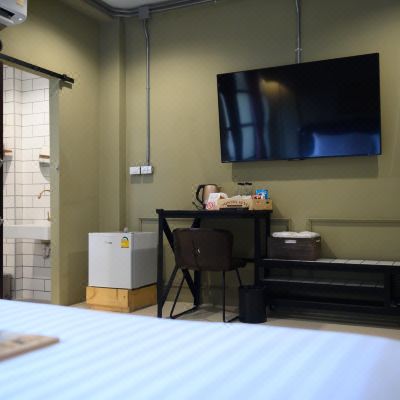 Deluxe Twin Room-Non-Smoking Dream factory hotel Promo Code