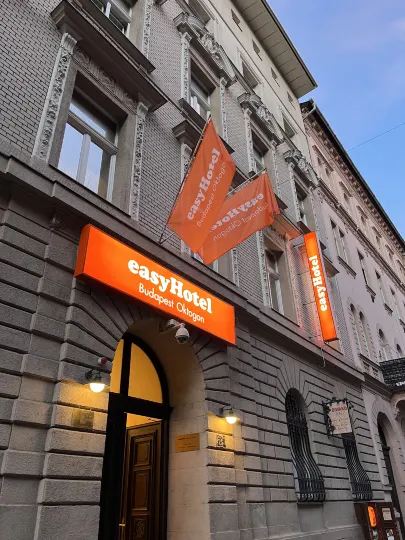 EasyHotel Budapest Oktogon