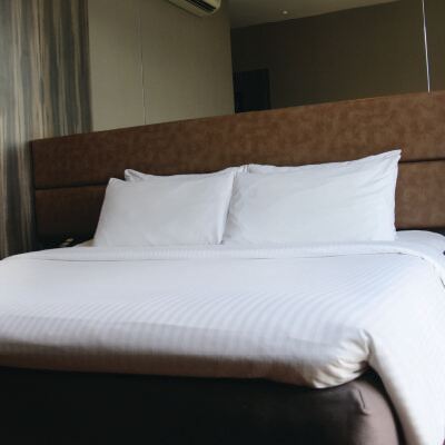 Premier Room Aqueen Hotel Paya Lebar Singapore (Staycation Approved)(SG Clean) Promo Code