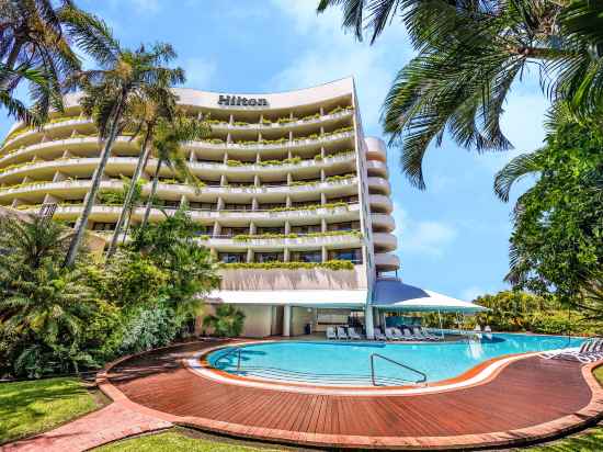 Hilton Cairns Hotel Exterior