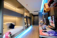 Lanbo E-sports Hotel (Phoenix Ancient City)