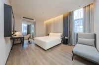 Huizhou Huiyang Xindu Metropolis Atour Hotel Hotels near Huilong Grain & Oils Shop