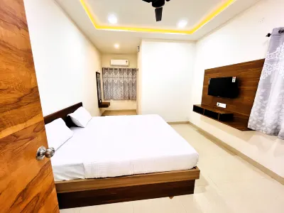 Hotel Kutch Palace Hotels near Shri Bhadreshwar Jain Tirth